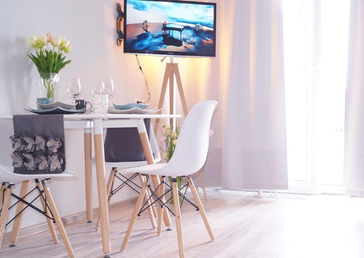 Apartament Baltycka 17B 코워브제크 외부 사진