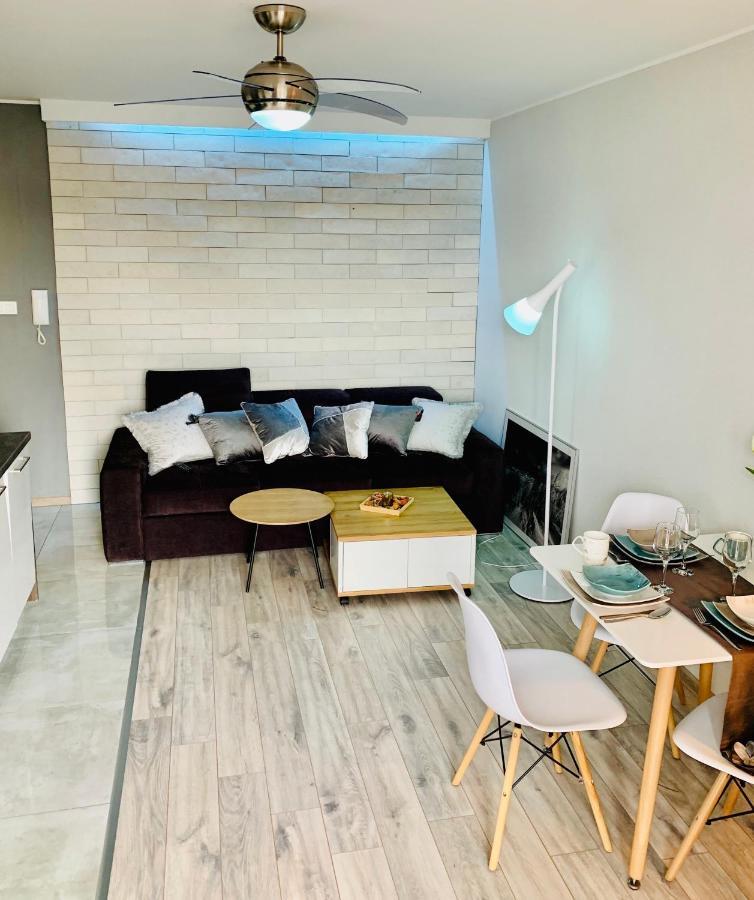 Apartament Baltycka 17B 코워브제크 외부 사진